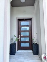 1905 Sunset Dr in Mission, TX - Foto de edificio - Building Photo