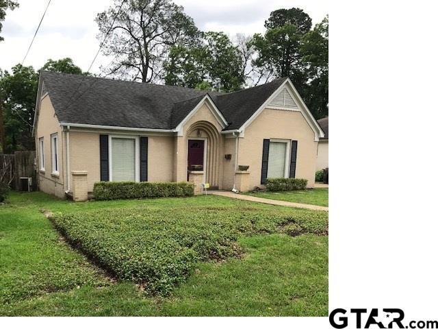 1122 S Wall Ave in Tyler, TX - Building Photo