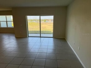 1963 Enchanting Ct in Davenport, FL - Building Photo - Building Photo