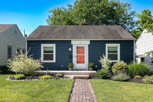 property at 343 E Royal Forest Blvd