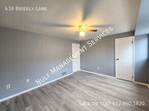 436 Brierly Ln in West Mifflin, PA - Building Photo - Building Photo