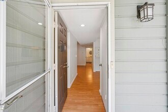 760 Canyon Oaks Dr in Oakland, CA - Building Photo - Building Photo