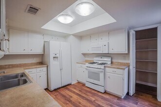 3201 Twinberry Cove-Unit -Unit #A in Austin, TX - Building Photo - Building Photo