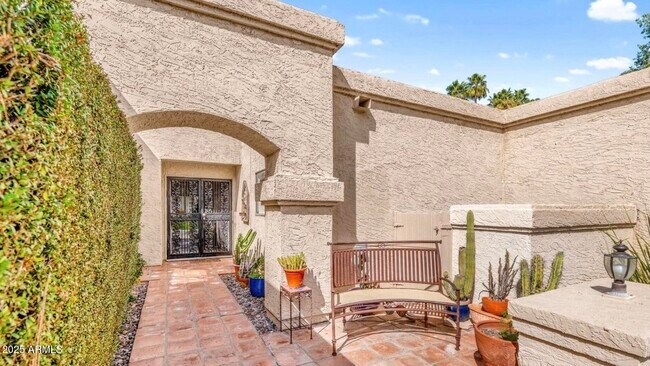 8188 E Del Cuarzo Dr in Scottsdale, AZ - Building Photo - Building Photo