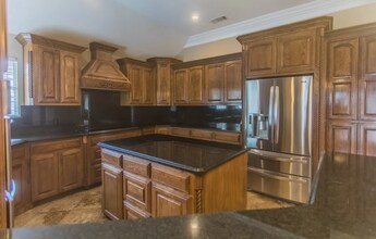 2641 N Stockton Ave in Odessa, TX - Building Photo - Building Photo