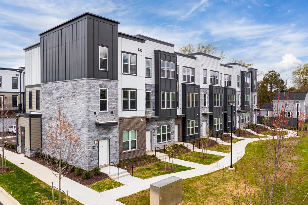 Ainsworth in Richmond, VA - Foto de edificio