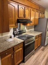 1060 Waterway Dr in Sumter, SC - Building Photo - Building Photo