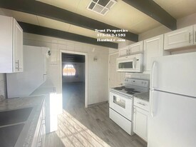 1198 E Court Ave in Las Cruces, NM - Building Photo - Building Photo