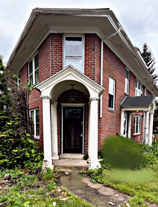 1 Ware in Ware, MA - Building Photo