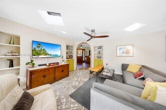 1840 Tigertail Ave in Miami, FL - Building Photo - Building Photo