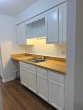 460 Crabapple Ct in Orange Park, FL - Building Photo - Building Photo