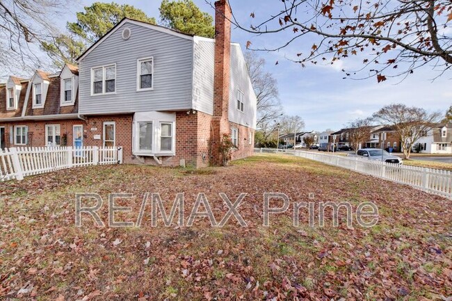 property at 2259 Sedgewick Dr