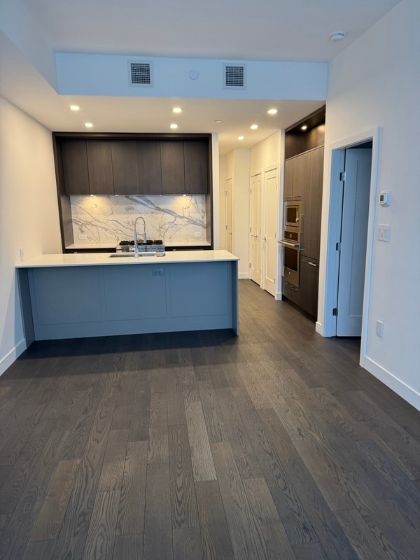 property at 3389 Lakeshore Rd
