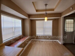 2730 Tumbleweed Dr in Corpus Christi, TX - Building Photo - Building Photo