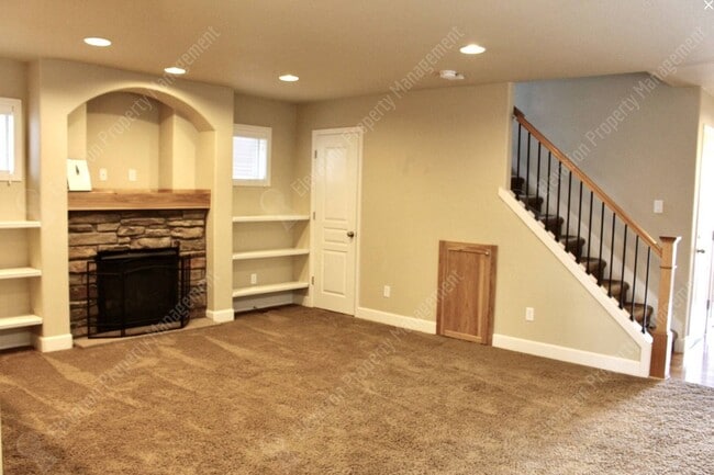 20279 Schaeffer Dr in Bend, OR - Building Photo - Building Photo