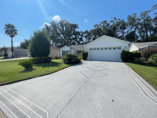 2482 Ansley Path in the Villages, FL - Building Photo