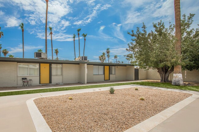 Casa Cibola in Scottsdale, AZ - Foto de edificio - Building Photo