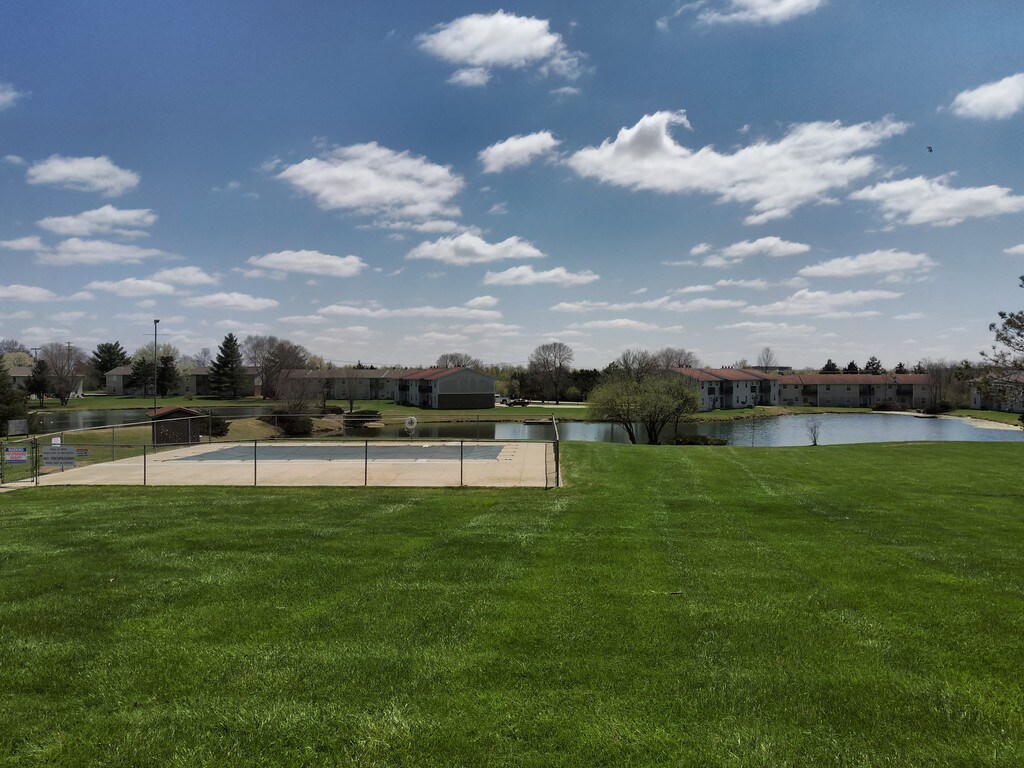Hyde Park Townhomes & Apartments in Columbia, MO