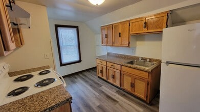 1168 Shawano Ave in Green Bay, WI - Building Photo - Building Photo