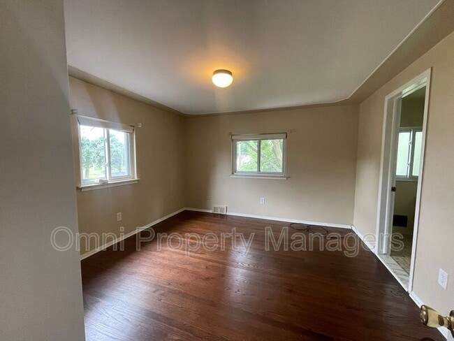 31245 Bretz Dr in Warren, MI - Building Photo - Building Photo