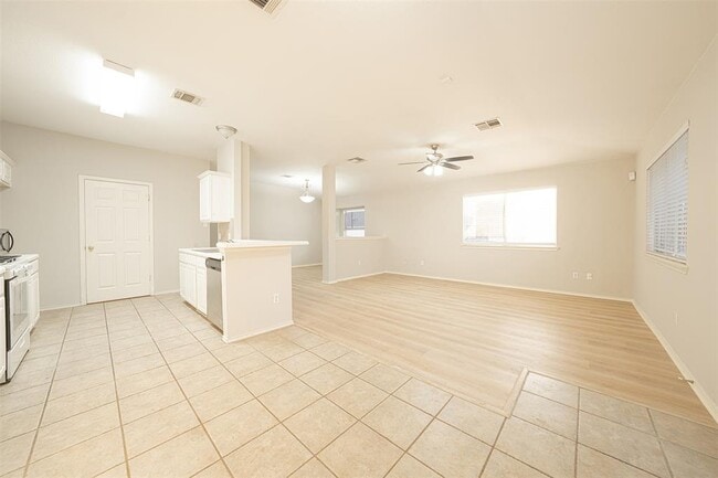 3803 Top Rock Ln in Round Rock, TX - Building Photo - Building Photo