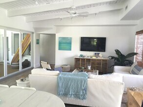 145 Beacon Ln in Jupiter, FL - Building Photo - Building Photo