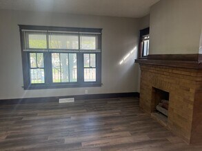 1111-1113 Brown Ave in Erie, PA - Building Photo - Building Photo