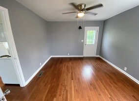 218 Walcott Dr in Nashville, TN - Building Photo