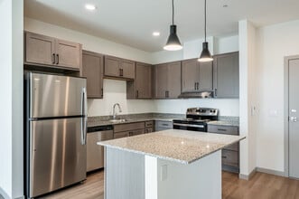 The Canyons in Madison, WI - Foto de edificio - Interior Photo