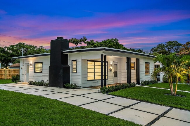 property at 931 33rd St
