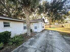4135 Old Rd 37 in Lakeland, FL - Building Photo