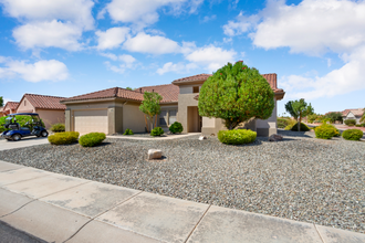 15504 W Coral Pointe Dr in Surprise, AZ - Building Photo - Building Photo