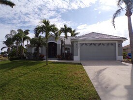 17115 Barcrest Ln in Punta Gorda, FL - Building Photo