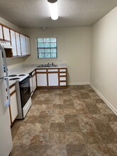 112 Bayou View Dr in Fort Walton Beach, FL - Building Photo - Building Photo