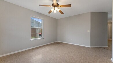 1467 Tucson Loop in Springdale, AR - Foto de edificio - Building Photo
