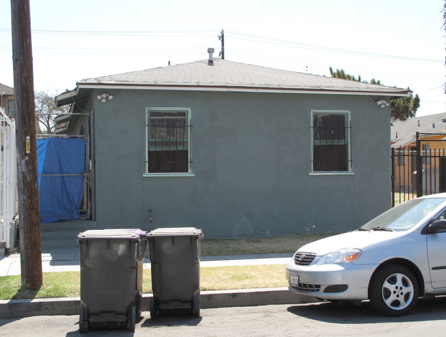 1866-1870 Henderson Ave in Long Beach, CA - Building Photo - Building Photo