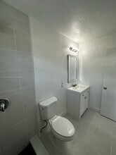 458 SW 9th St in Miami, FL - Building Photo - Building Photo