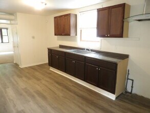 107 Kelburn St in Buffalo, NY - Building Photo - Building Photo