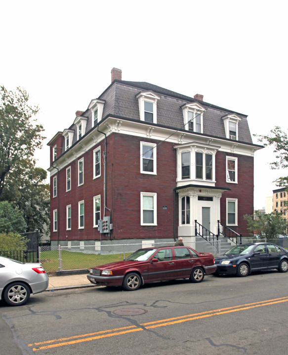 44 Columbia St in Cambridge, MA - Building Photo