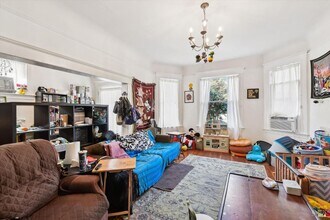 519 Virginia St in Vallejo, CA - Foto de edificio - Building Photo