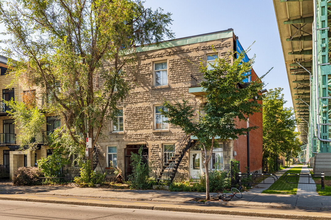 2013-2025 René Lévesque Boul E in Montréal, QC - Building Photo