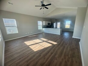 Woodland Park Single Family Homes in Georgetown, KY - Building Photo - Interior Photo