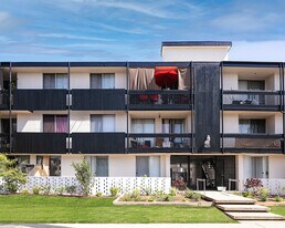 1500 Gramercy Place in Los Angeles, CA - Building Photo