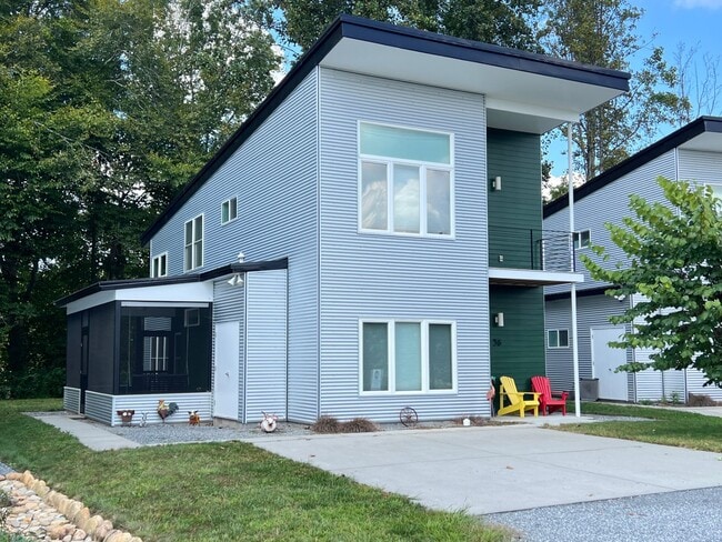 property at 36 Georgia Hill St