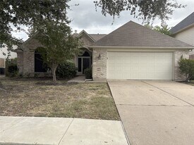 2230 Laurel Oaks Dr in Houston, TX - Building Photo