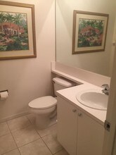 11781 St Andrews Place-Unit -104 in Wellington, FL - Foto de edificio - Building Photo