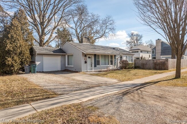 1610 Yosemite Blvd in Birmingham, MI - Building Photo - Building Photo