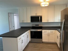 10888 Temple Ave in Seminole, FL - Building Photo - Building Photo