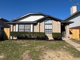 10259 Sand Springs Ave in Dallas, TX - Building Photo