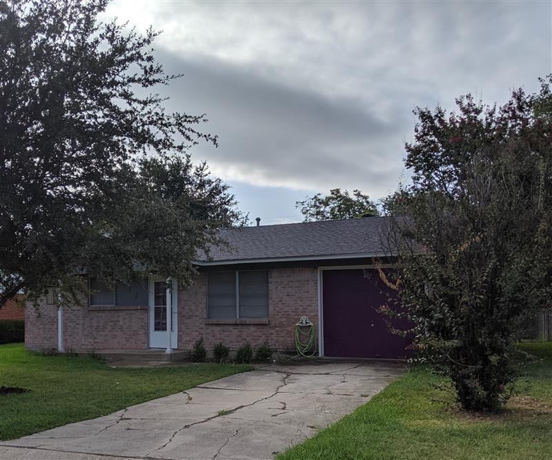 712 Pershing Dr in Denton, TX - Building Photo